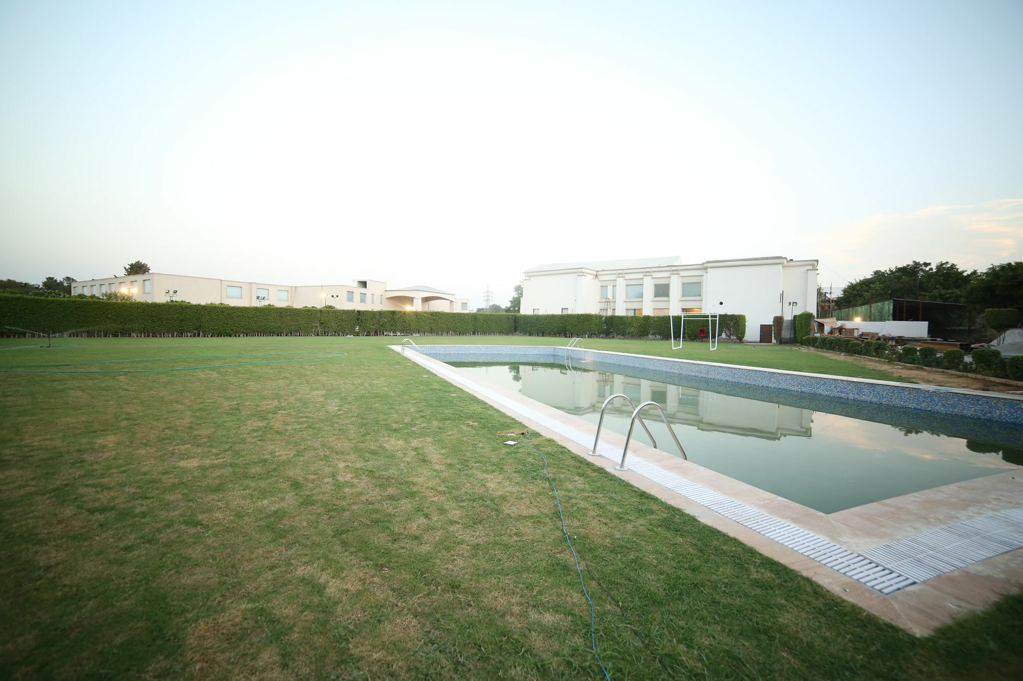 Udman Hotels And Resorts By Ferns N Petals New Delhi Exterior photo
